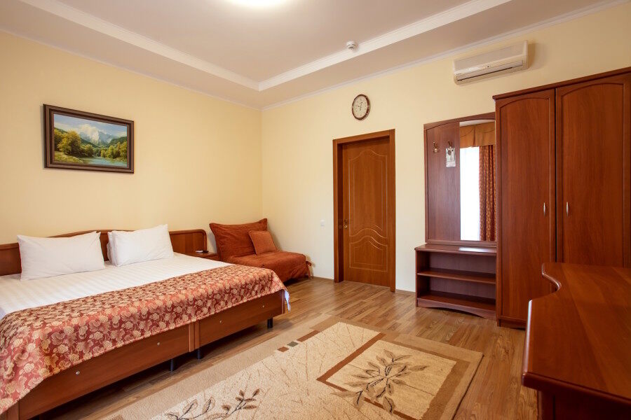 Гостиница Guest House Near Sea On Raduzhnaya Street Геленджик