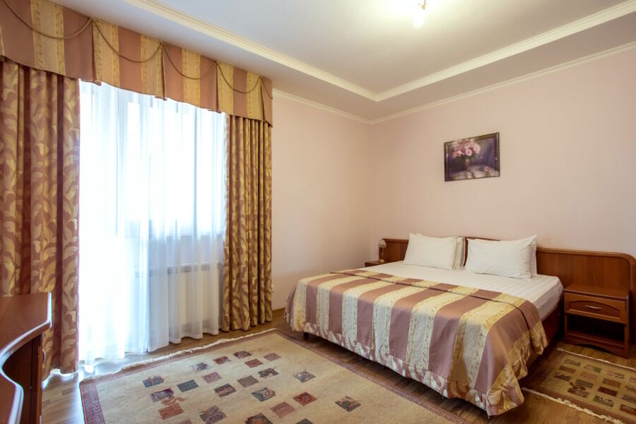 Гостиница Guest House Near Sea On Raduzhnaya Street Геленджик