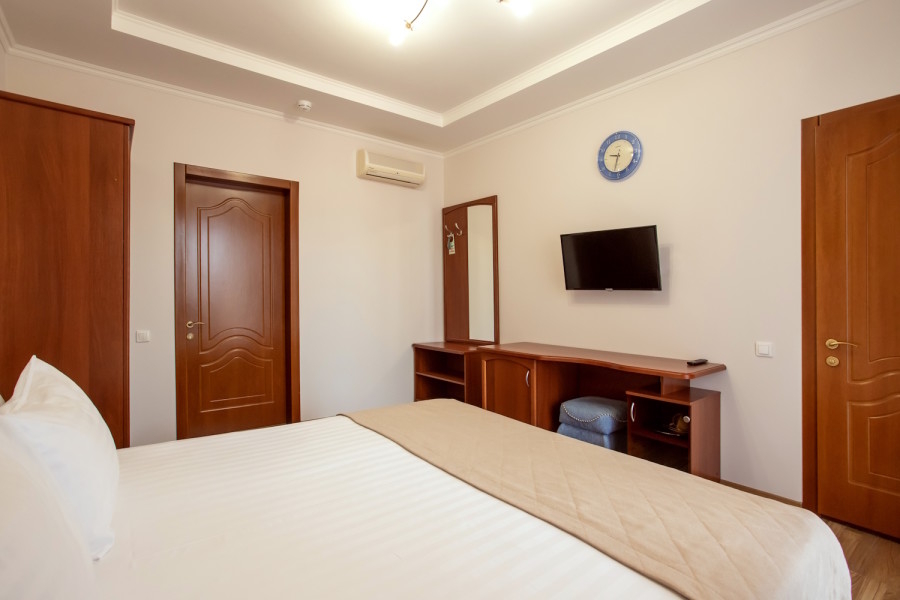 Гостиница Guest House Near Sea On Raduzhnaya Street Геленджик
